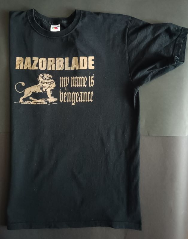 Razorblade vel. L noseno max. 3x